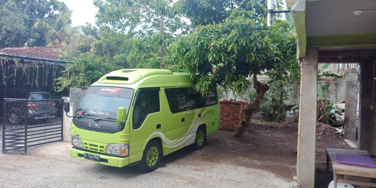 Cheap Inn Banyuwangi Баньюванги Экстерьер фото