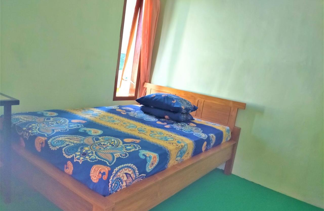 Cheap Inn Banyuwangi Баньюванги Экстерьер фото