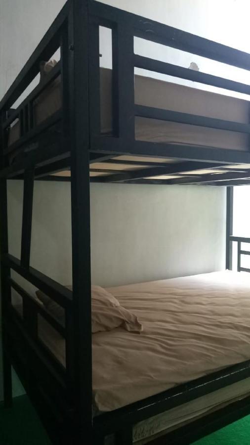 Cheap Inn Banyuwangi Баньюванги Экстерьер фото